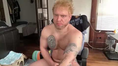 blondebluebear online show from February 20, 8:11 pm