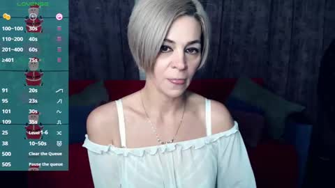 Lola online show from December 30, 8:25 pm