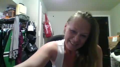 blondetoplease online show from June 3, 6:38 am