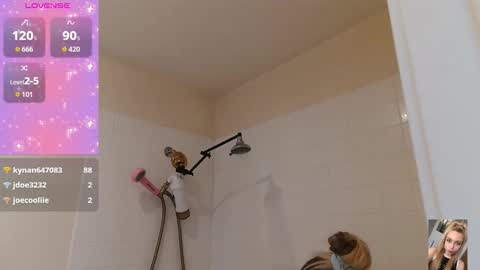 Bubbles online show from October 16, 11:14 pm