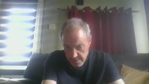 bloody52 online show from February 10, 10:42 am