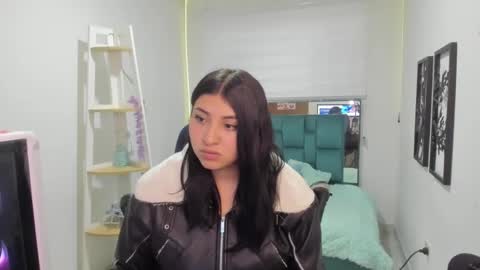 bloom_flower1 online show from January 14, 7:22 pm