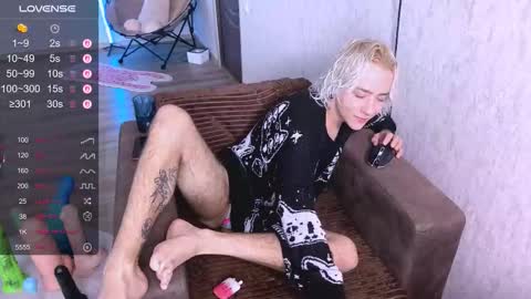 blooming_soul online show from September 15, 8:05 am