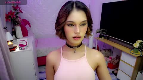 aivee online show from March 13, 5:22 am