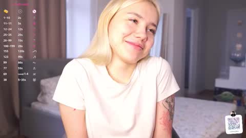 Adeline online show from November 15, 7:10 am