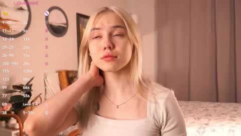 Adeline online show from November 20, 7:40 am