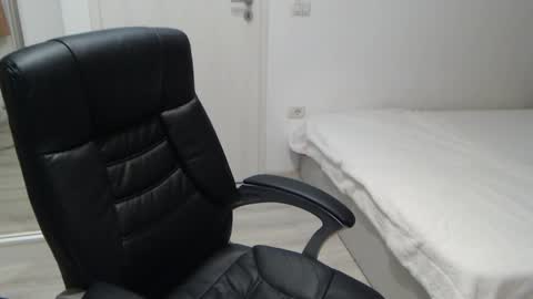 Juliet online show from October 9, 4:45 pm