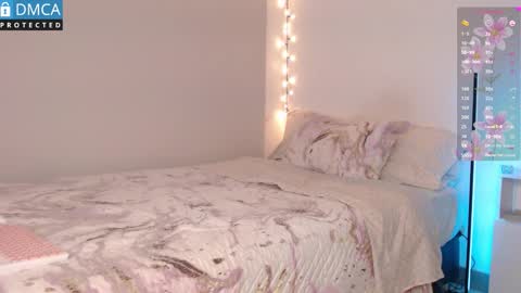 Blue online show from March 28, 2:24 am