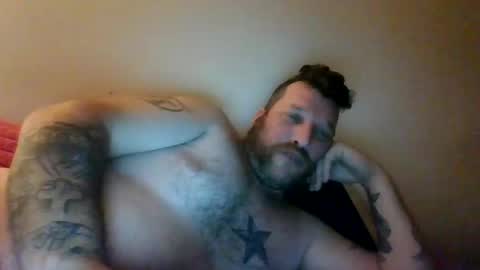 bluedemoneyes1986 online show from March 6, 5:46 am