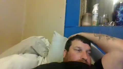 bluedemoneyes1986 online show from February 6, 1:05 am