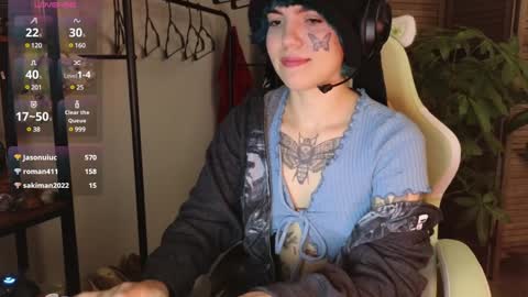 Blue online show from December 14, 2:22 am