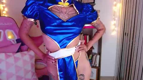 Im Abril .. Nice to meet you  thumb up me please its important  INDEPENDENT MODEL online show from March 5, 2:53 am