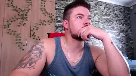 blueeyeboy0 online show from December 15, 7:48 am