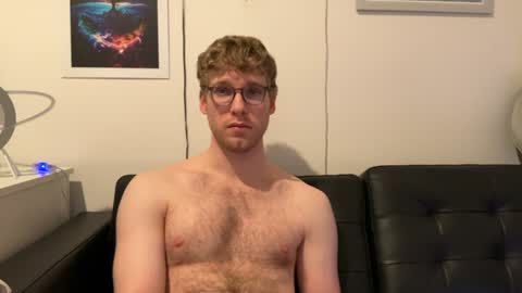 blueeyedtallguy online show from December 9, 8:11 am