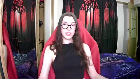 Snapshot of bluerose98 chatting on December 10, 5:55 pm Bluerose online show from December 10, 5:55 pm