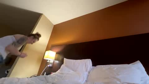 blueyes151893 online show from February 7, 11:30 pm