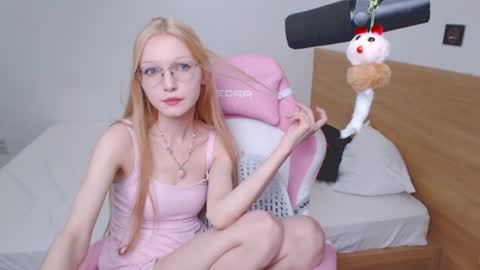  Diana  online show from June 11, 11:30 am