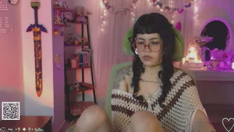   Im Nym  Justa nymph on twitter and IG online show from November 18, 2:58 am