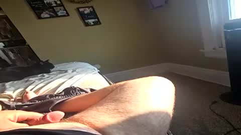 bob1975929936 online show from August 12, 1:25 pm