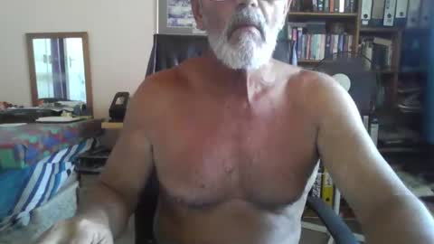 Bobbgud online show from April 10, 1:27 pm