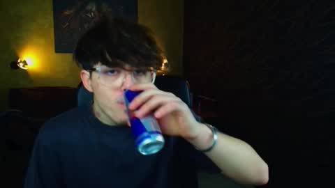 BodhiHayes online show from March 26, 5:57 am