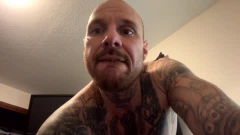 Bodyart85 19 online show from December 12, 6:47 am