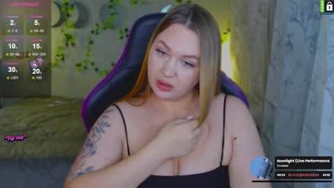  Lina  online show from November 7, 8:22 pm