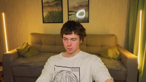 ALEXPVT IS OPEN online show from May 4, 3:57 am