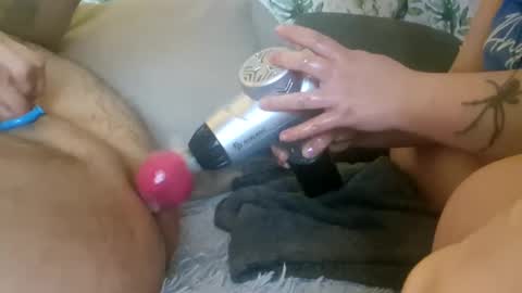 DeeDeeAndDexter online show from February 12, 9:43 pm