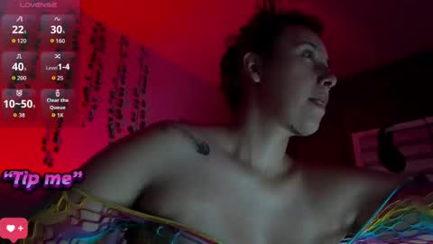 Bonnie Help me reach 500 likes online show from September 15, 12:01 am