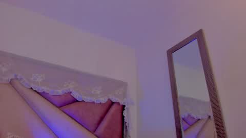   online show from May 6, 12:05 am