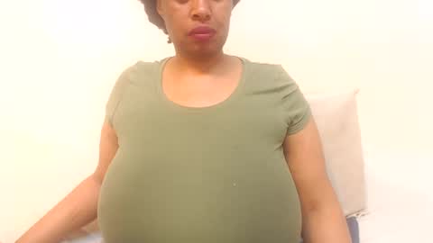boobyqueen online show from July 8, 10:40 am