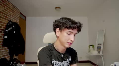 Bream online show from December 18, 1:06 pm