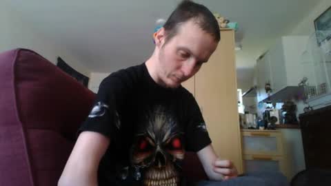 boredlul online show from May 27, 10:01 am