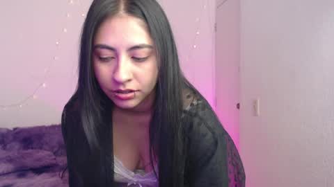 Alicia online show from May 5, 3:57 am