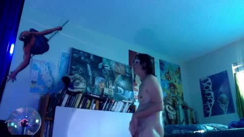 Bottomboo7 online show from May 20, 1:06 pm