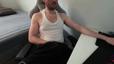 bottomtsinner online show from May 17, 10:24 am