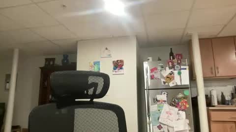 bouncin_420 online show from March 10, 10:02 pm