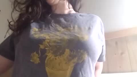 Bouncy Queen Majesty online show from September 8, 7:13 pm