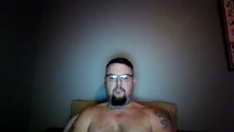 bowtieguy84 online show from March 3, 5:03 am