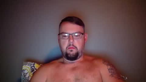 bowtieguy84 online show from September 14, 10:06 am