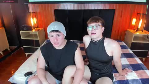 Snapshot of boy2boy_aheat chatting on September 22, 3:32 am boy2boy_aheat online show from September 22, 3:32 am