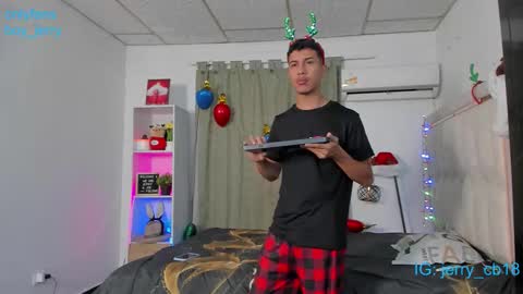 boy_jerry online show from December 15, 5:58 am