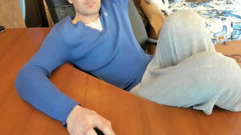 BoyApollon online show from January 17, 8:02 am