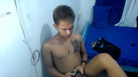 boyax online show from January 7, 1:03 pm