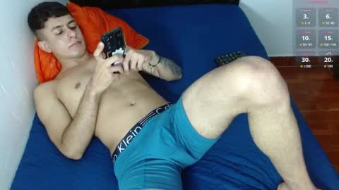 boyg_hots online show from June 3, 8:47 pm