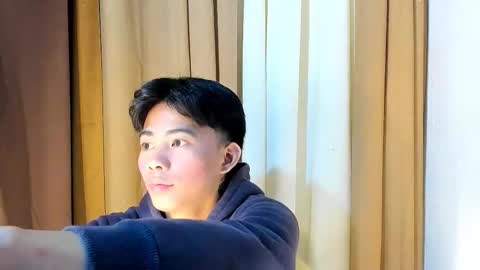 HI IM JAMES DONT FORGET GIVE ME THUMBS UP AND JOIN TO MY FANCLUB online show from April 13, 3:22 am