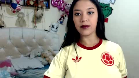 Snapshot of boyslatin493916 chatting on January 22, 8:38 pm nikky and jeik online show from January 22, 8:38 pm