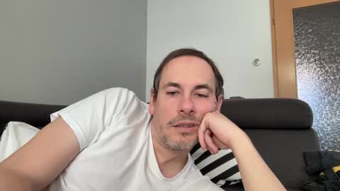 boytoyhh online show from February 2, 1:08 pm