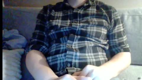 boytoy2002 online show from December 21, 1:58 am